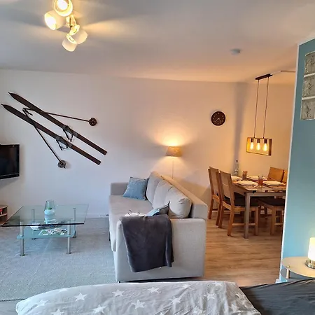 Berg-domizil Mit Eigenem Fahrradkeller Und Parkplatz, Inklusive Bettwaesche Und Handtuechern Apartment *