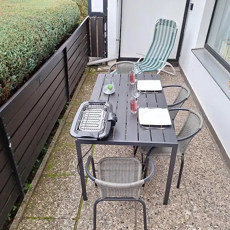 Berg-domizil Mit Eigenem Fahrradkeller Und Parkplatz, Inklusive Bettwaesche Und Handtuechern Apartment